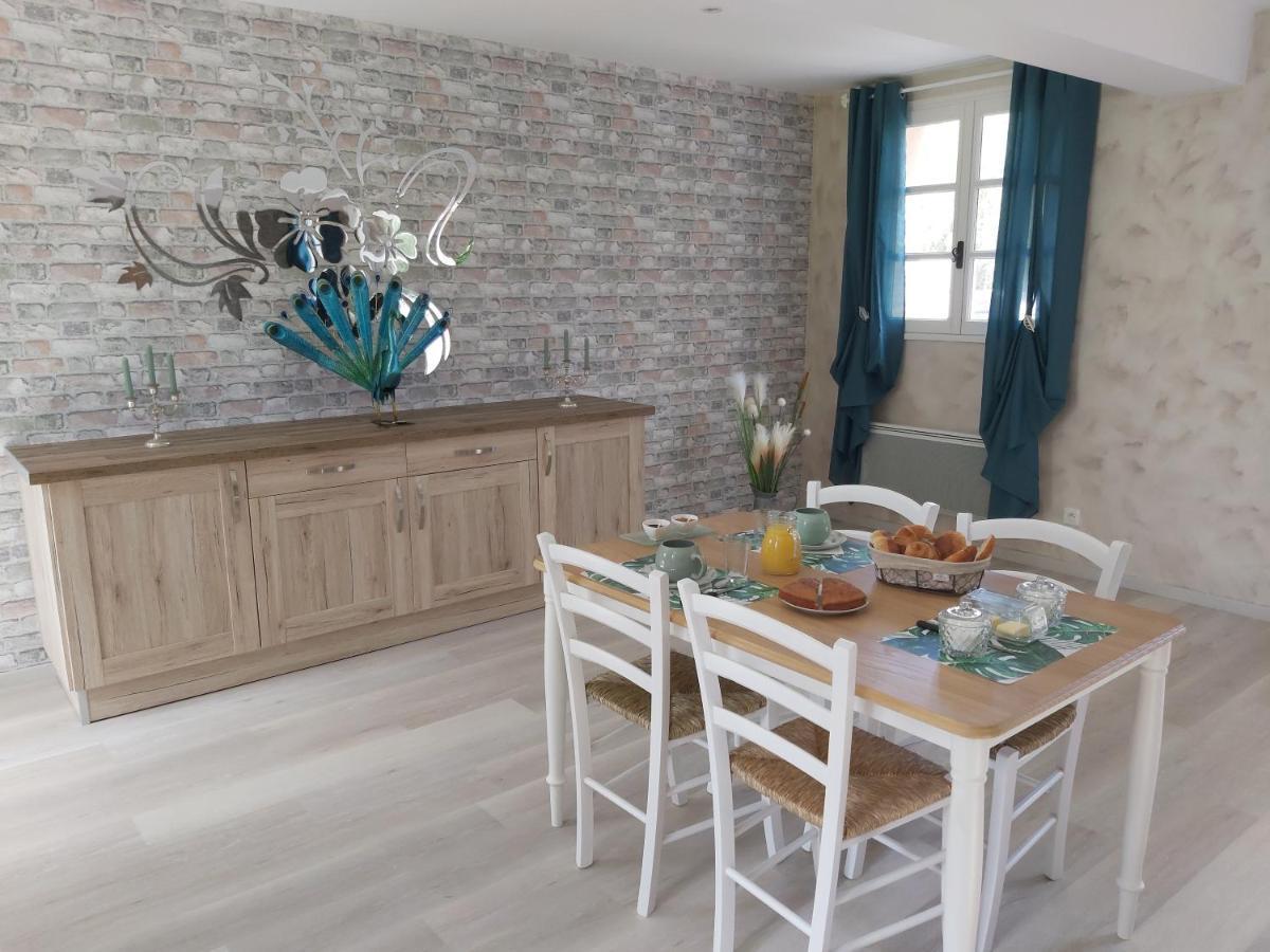 Le Bonheur Des Plumes Bed & Breakfast Montmartin-en-Graignes Exterior foto