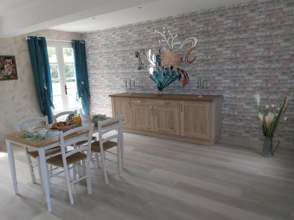 Le Bonheur Des Plumes Bed & Breakfast Montmartin-en-Graignes Exterior foto